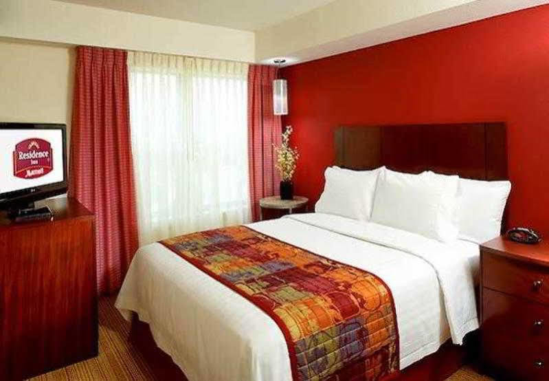Residence Inn By Marriott Dallas Plano דה קולוני מראה חיצוני תמונה