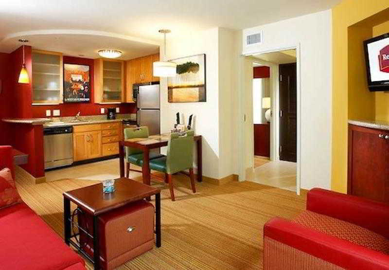 Residence Inn By Marriott Dallas Plano דה קולוני מראה חיצוני תמונה